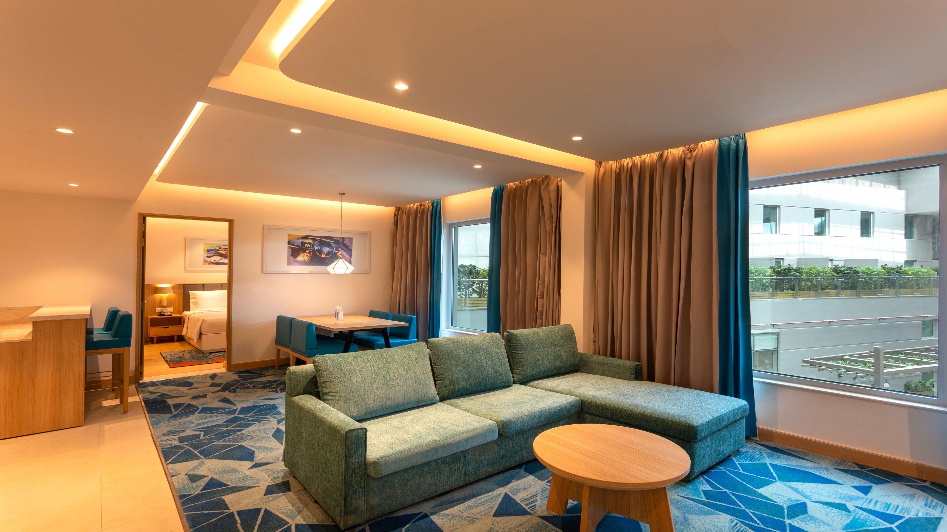 Holiday Inn Express & Suites Bengaluru Old Madras Road By Ihg Hoskote Exterior foto