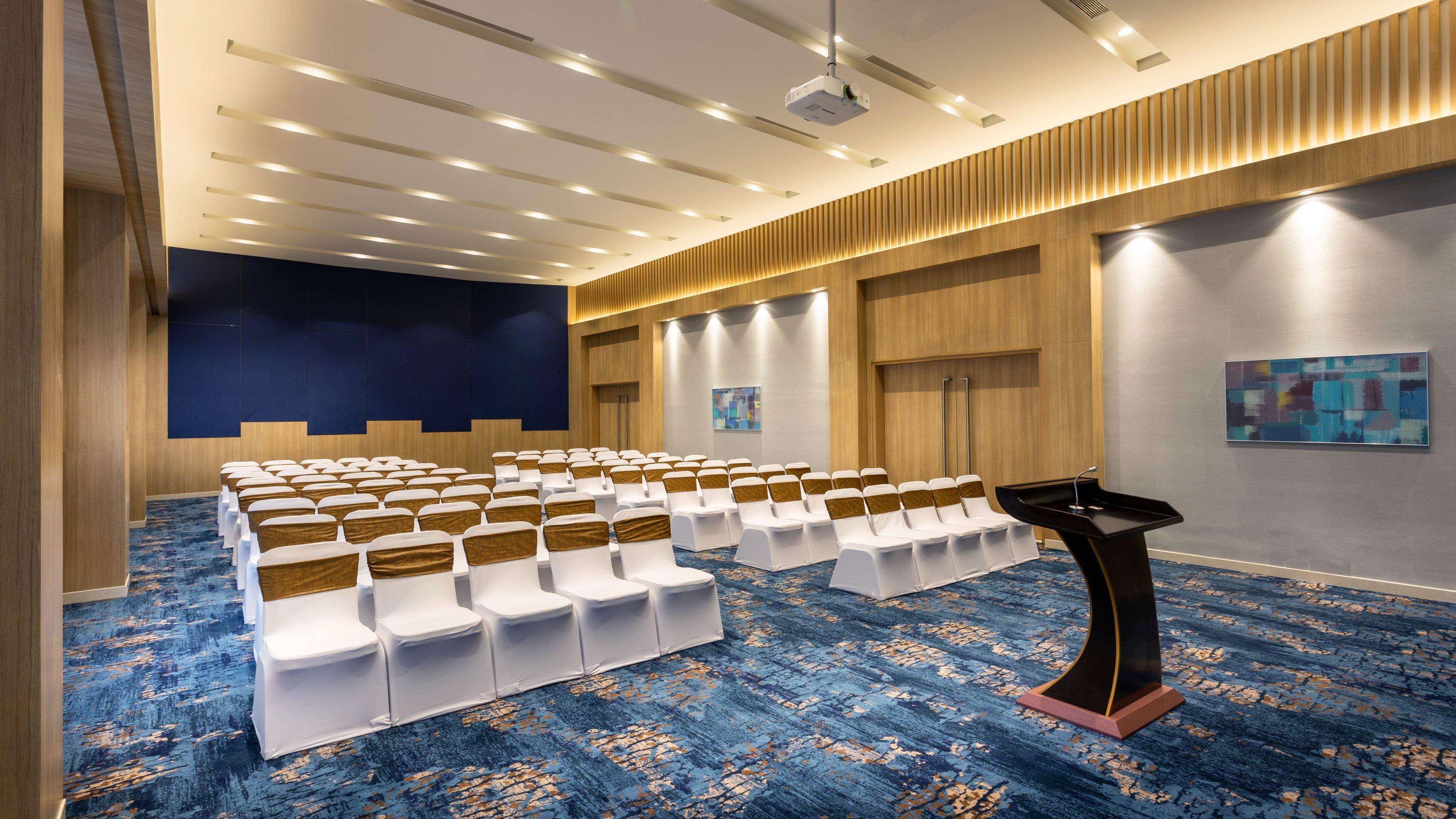 Holiday Inn Express & Suites Bengaluru Old Madras Road By Ihg Hoskote Exterior foto